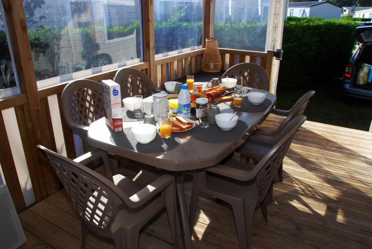 Mobilhome 2Ch Climatise-Terrasse Fermee-4 Velos-Camping 4 Etoiles Les Charmettes Les Mathes Dış mekan fotoğraf