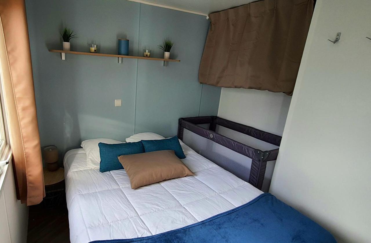 Mobilhome 2Ch Climatise-Terrasse Fermee-4 Velos-Camping 4 Etoiles Les Charmettes Les Mathes Dış mekan fotoğraf